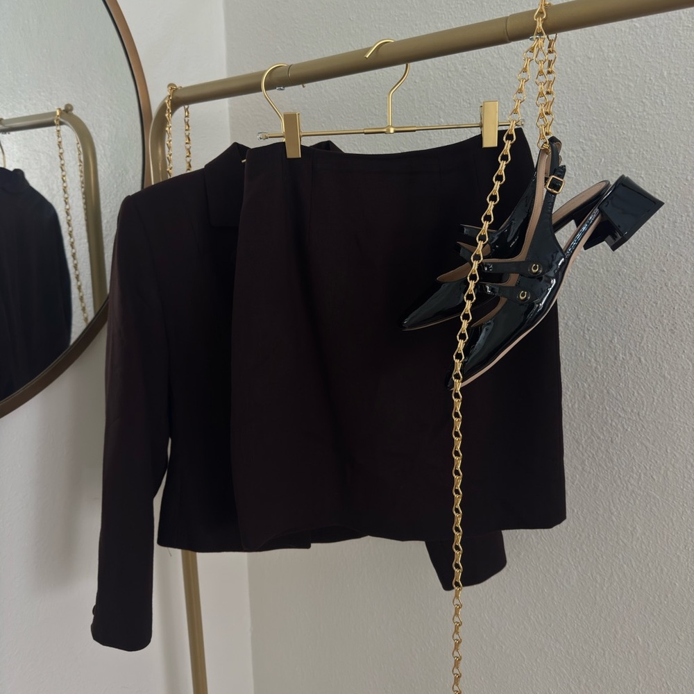 Valerie Stevens Pure Wool Brown Skirt Set